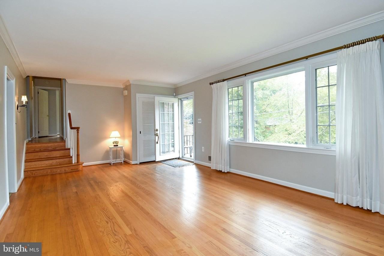 4520 41st St N - Photo 3 of 34