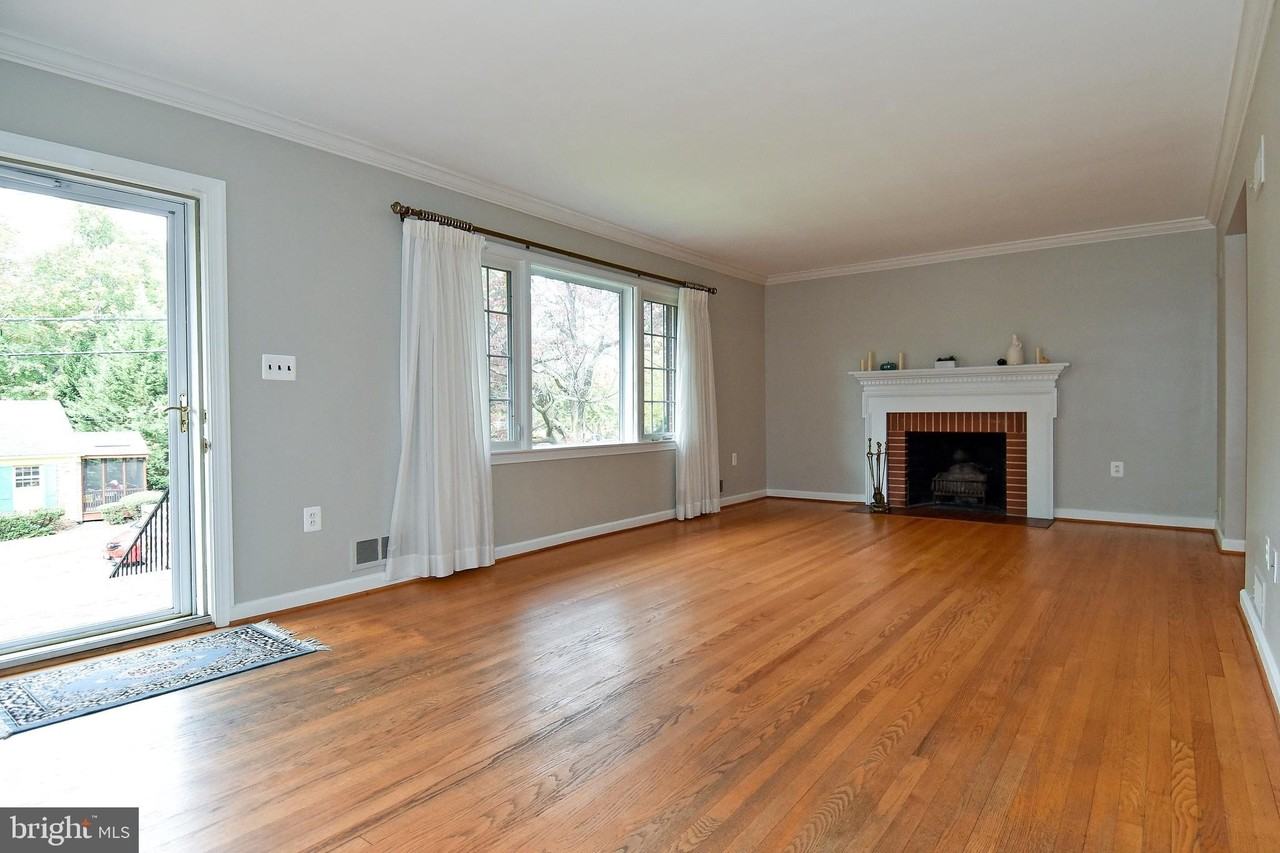 4520 41st St N - Photo 4 of 34