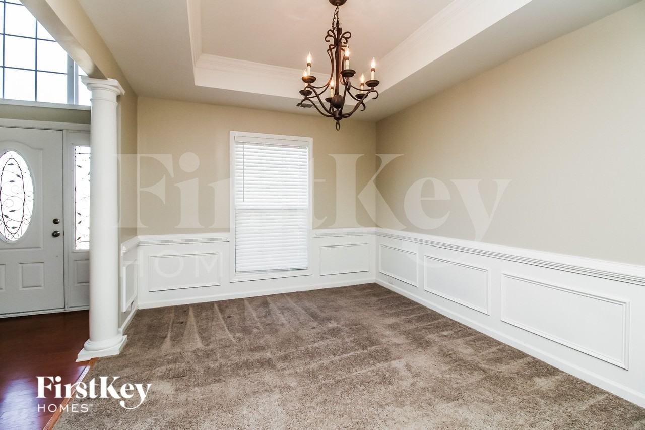 2304 Blackburn Pass - Photo 5 of 19