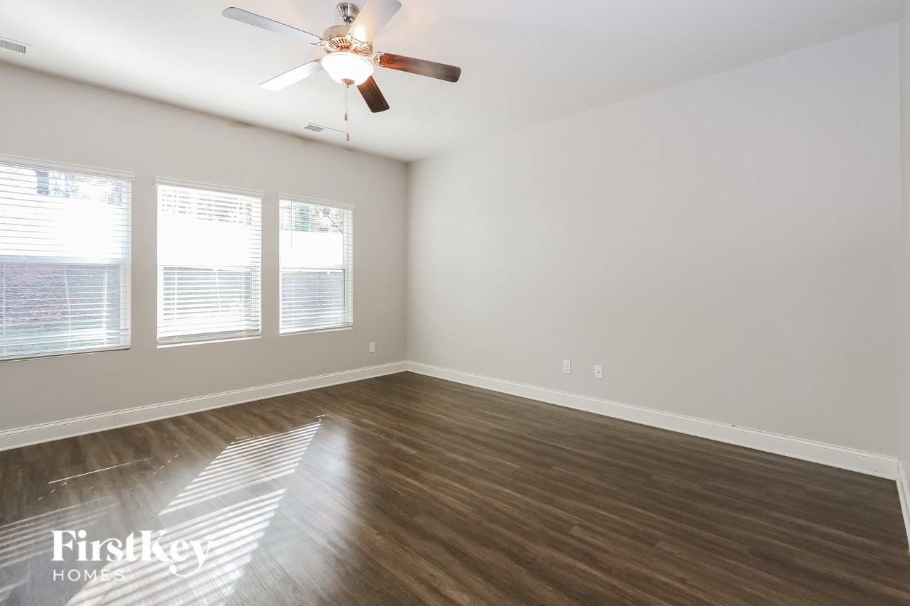 9512 Blue Knoll Ct - Photo 2 of 15