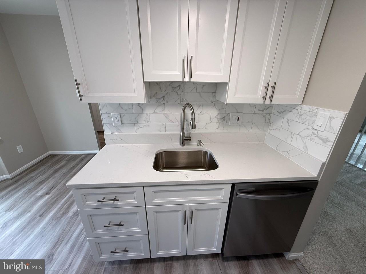 4924 Mcfarland Dr - Photo 3 of 31