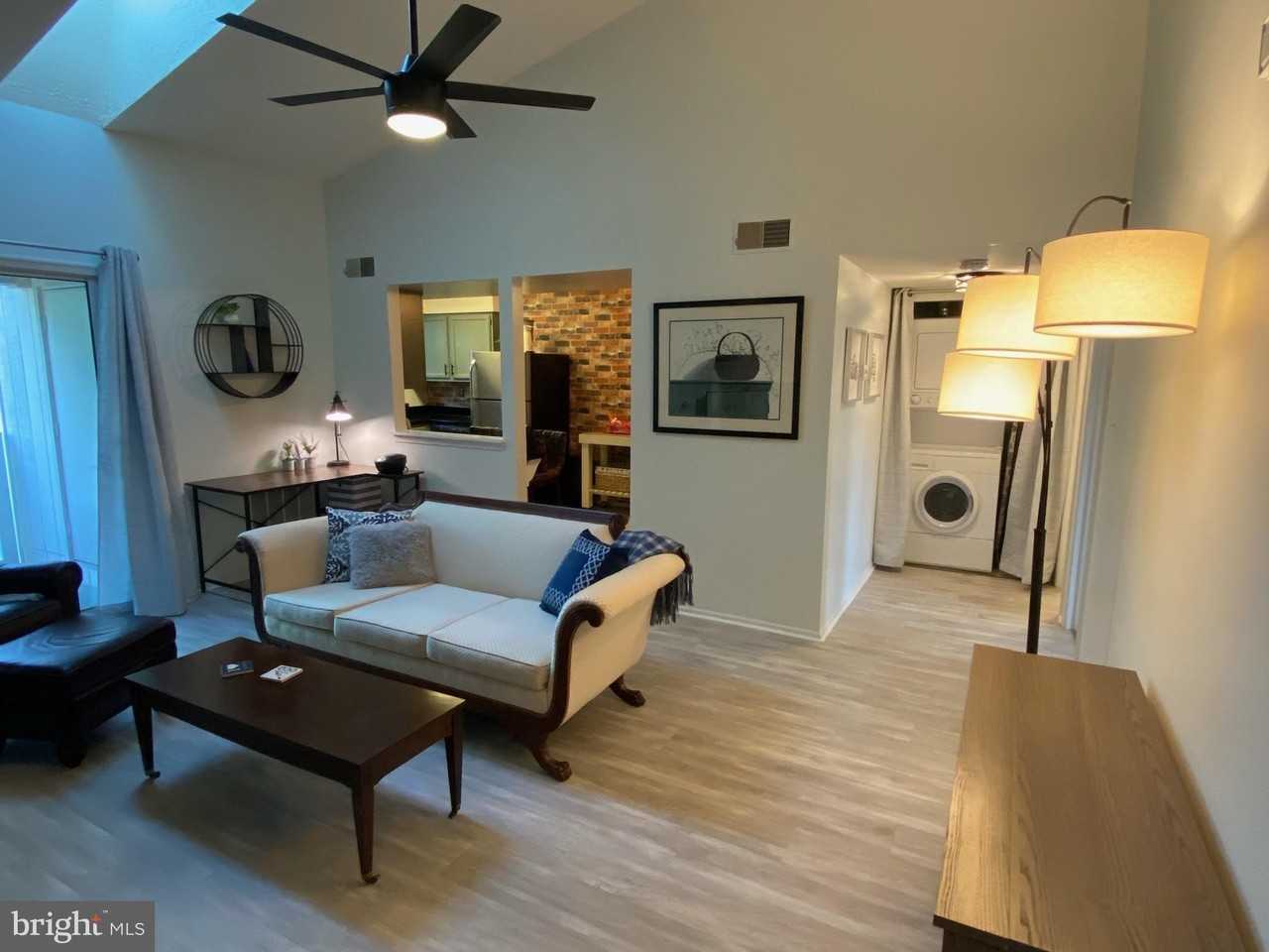 2784 Bordeaux Pl - Photo 3 of 16