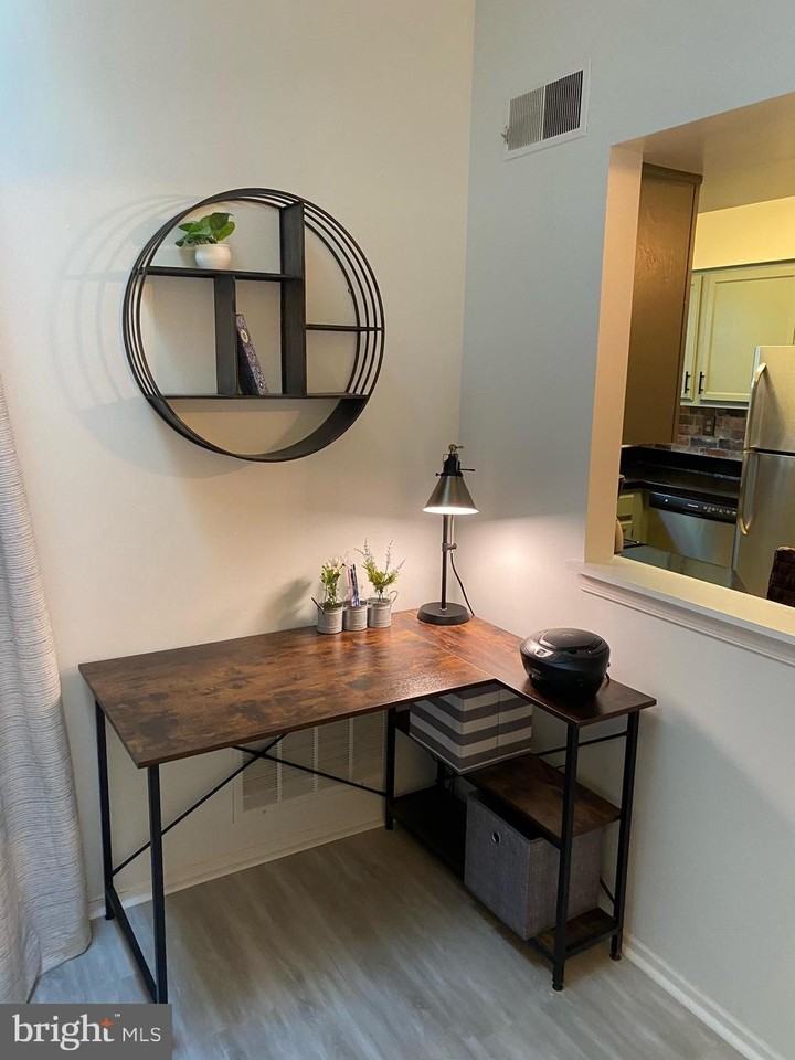 2784 Bordeaux Pl - Photo 6 of 16