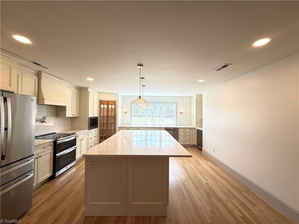 1447 N Old Greensboro Rd - Photo 4 of 23