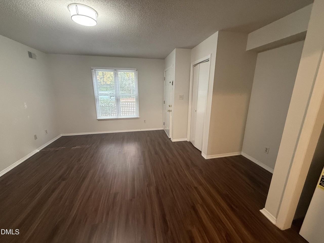 3021 Medlin Dr Apt C - Photo 4 of 15