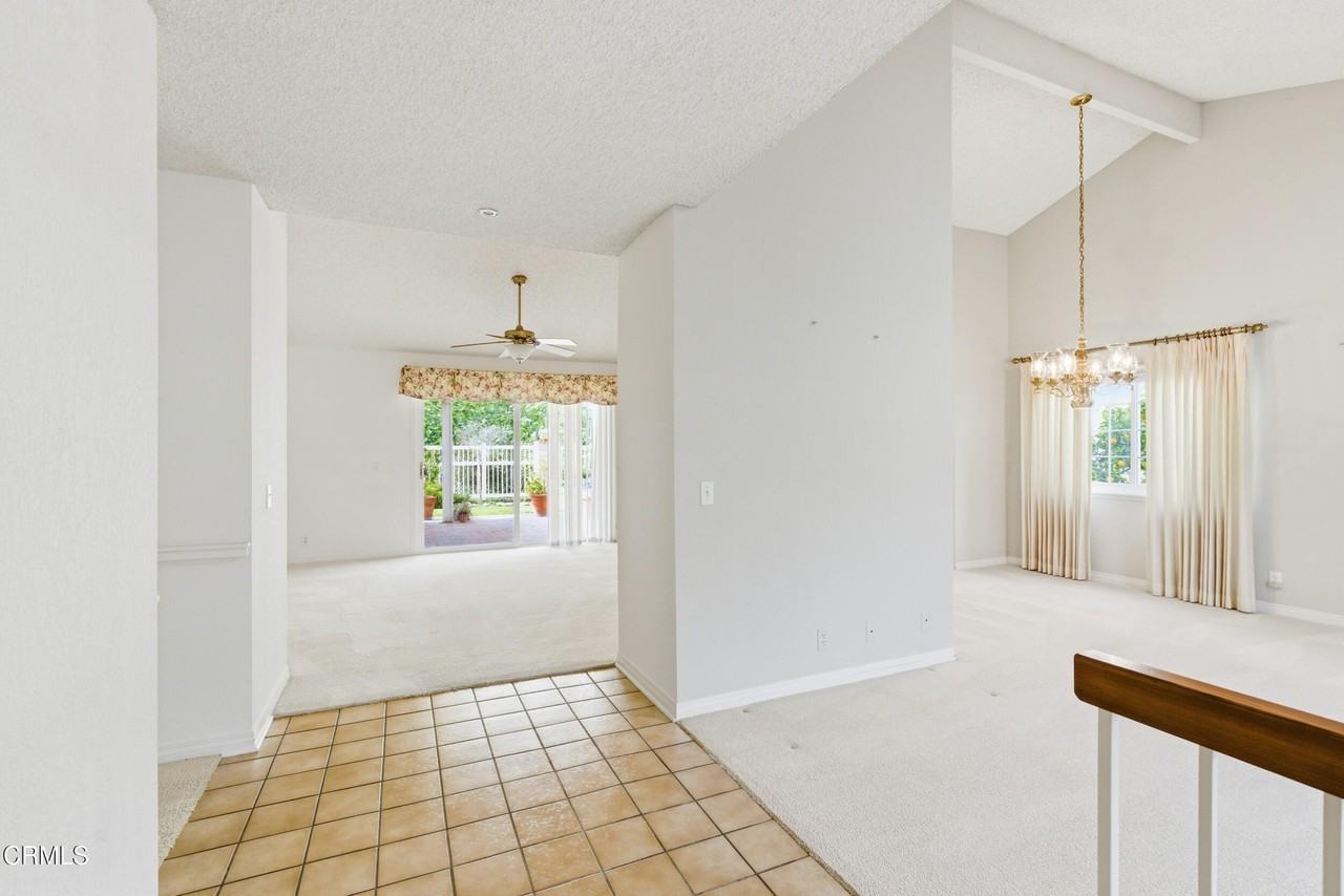 6526 Lada Ave - Photo 6 of 33