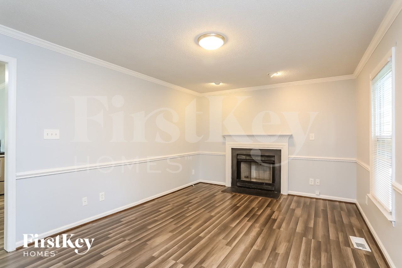 4605 Sweet Melody Ln - Photo 3 of 18