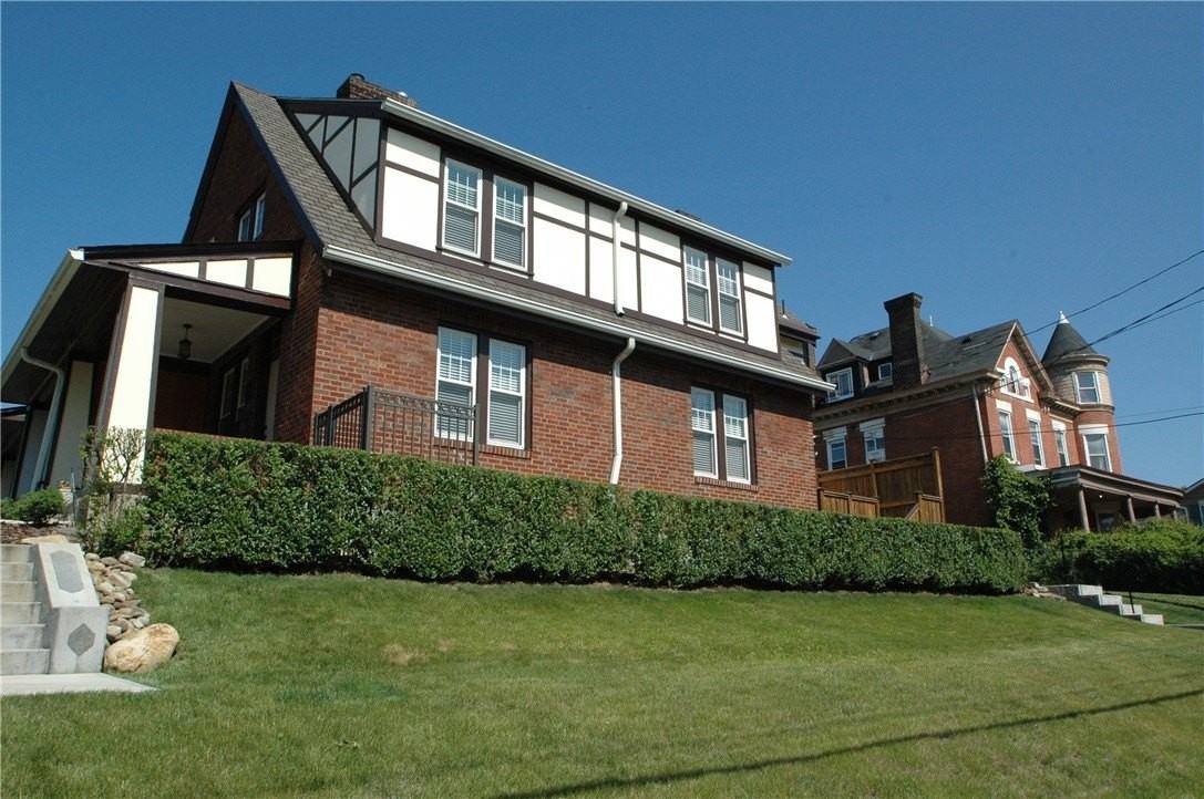 2 Dawson Ct - Photo 2 of 34