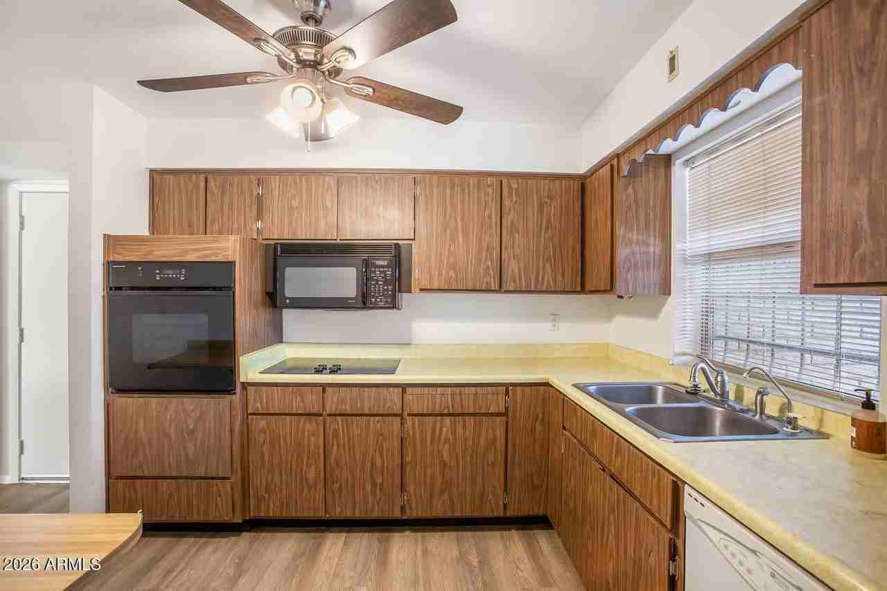 4531 E Delta Ave - Photo 3 of 10