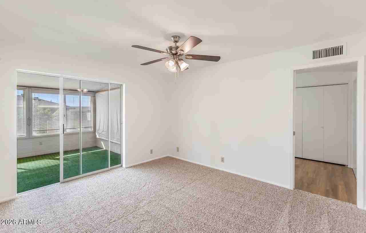 4531 E Delta Ave - Photo 4 of 10