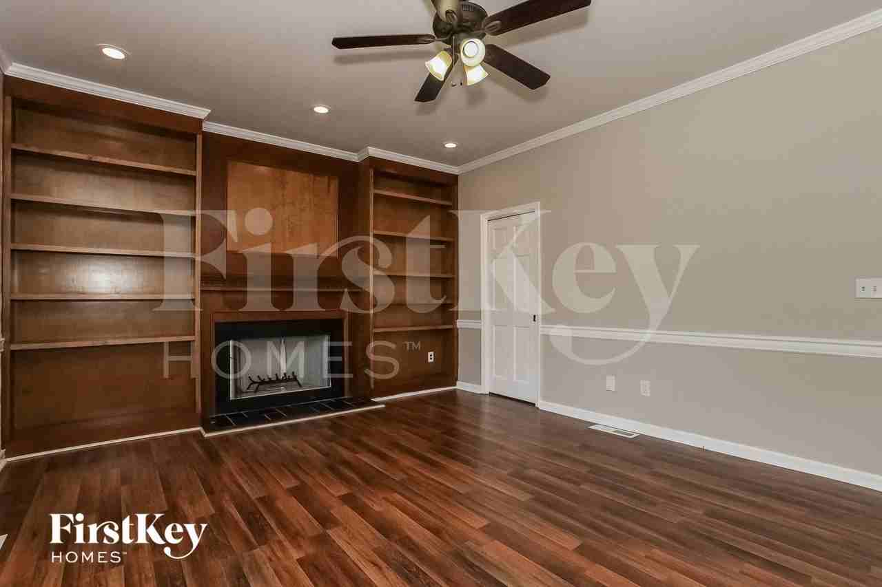 3888 Brookgreen Pt - Photo 3 of 15