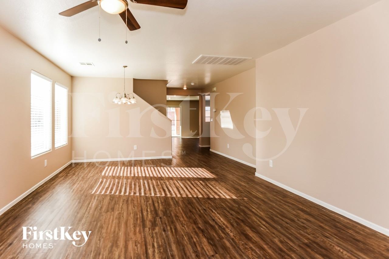 11625 Whipkey St - Photo 3 of 16