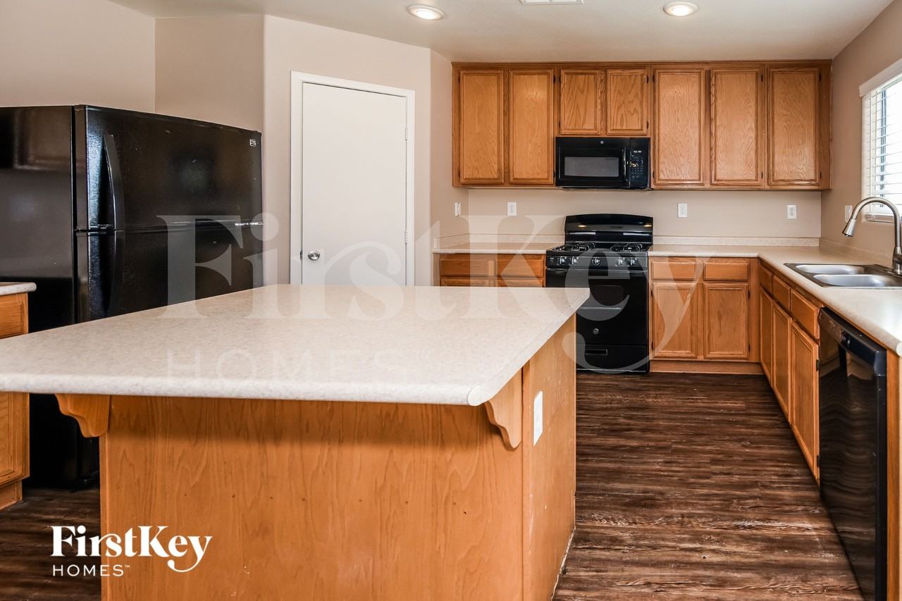 11625 Whipkey St - Photo 5 of 16