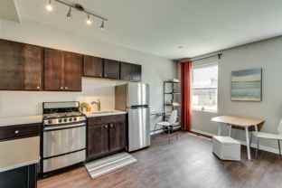 1627 N Humboldt Blvd #1F - Photo 1 of 1