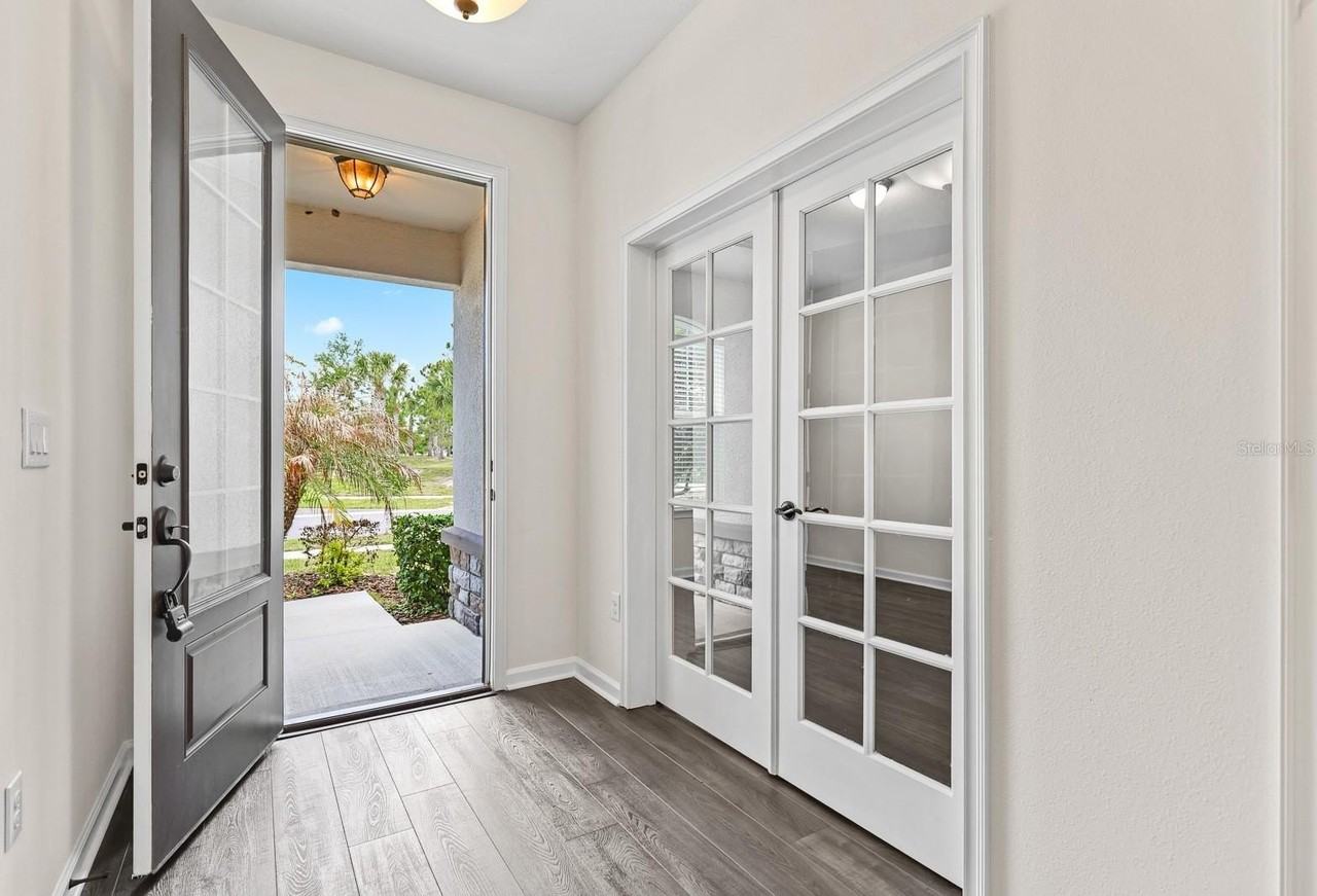 10733 Planer Picket Dr - Photo 5 of 30