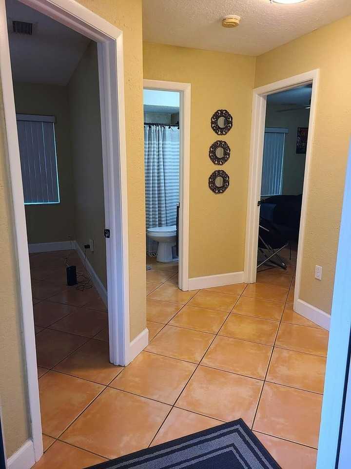 12087 Nw 44th St - Photo 5 of 50