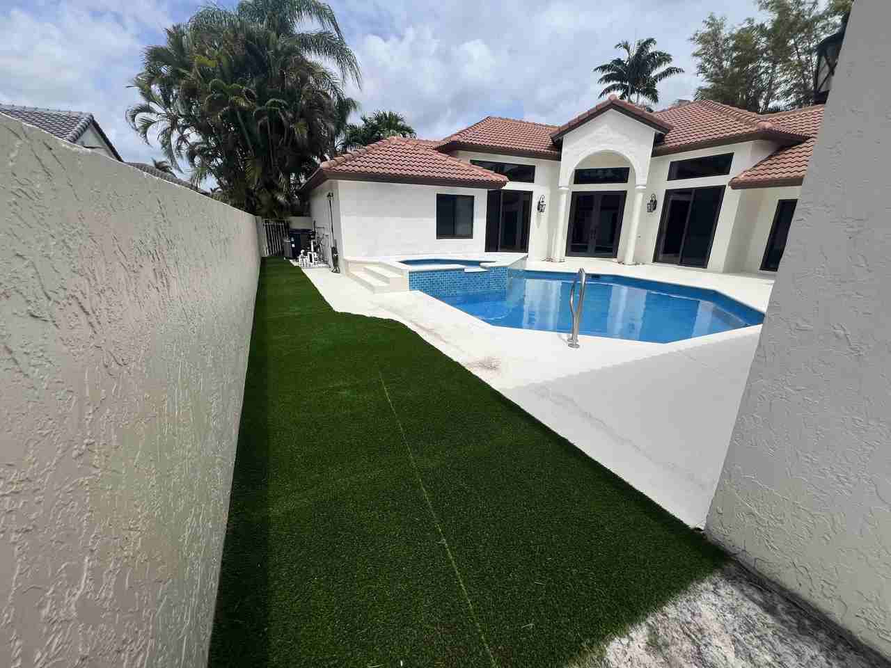 20077 Palm Island Dr - Photo 5 of 40