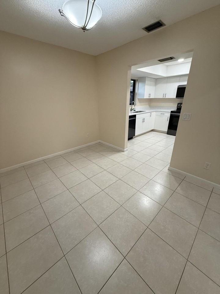 3773 Mil Stream Ct - Photo 5 of 27