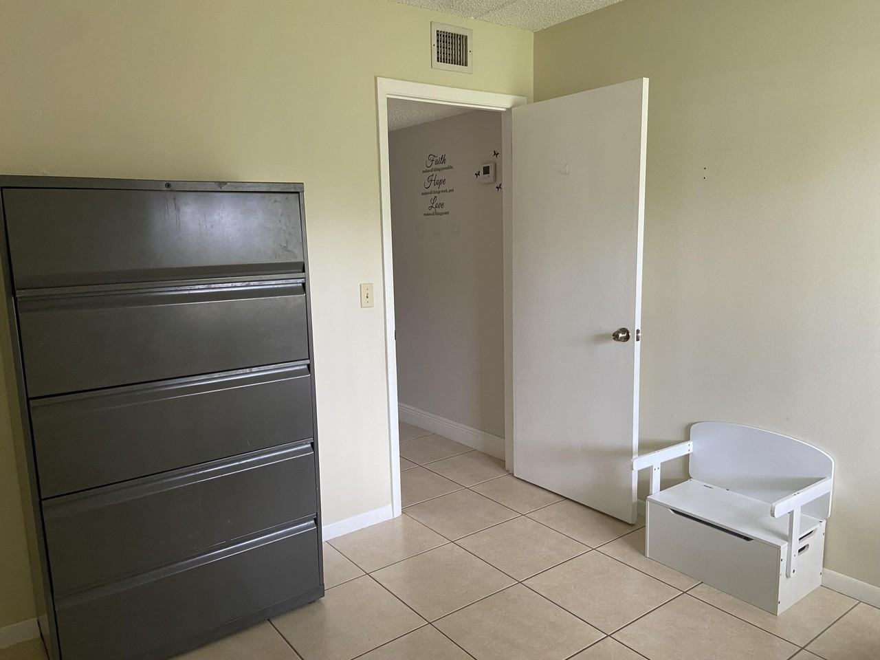 1829 Fairview Villas Dr Apt 2 - Photo 6 of 17