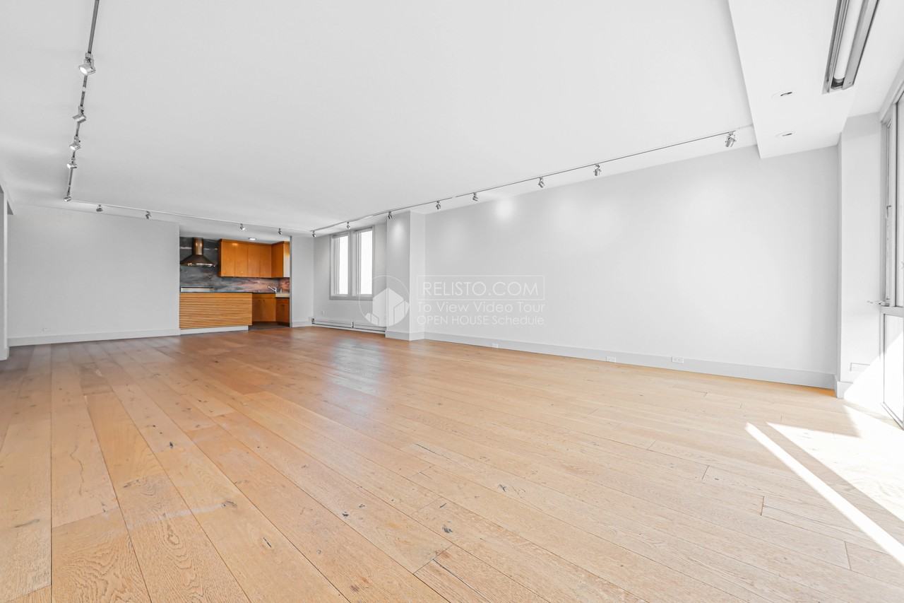 2200 Pacific Ave - Photo 4 of 44