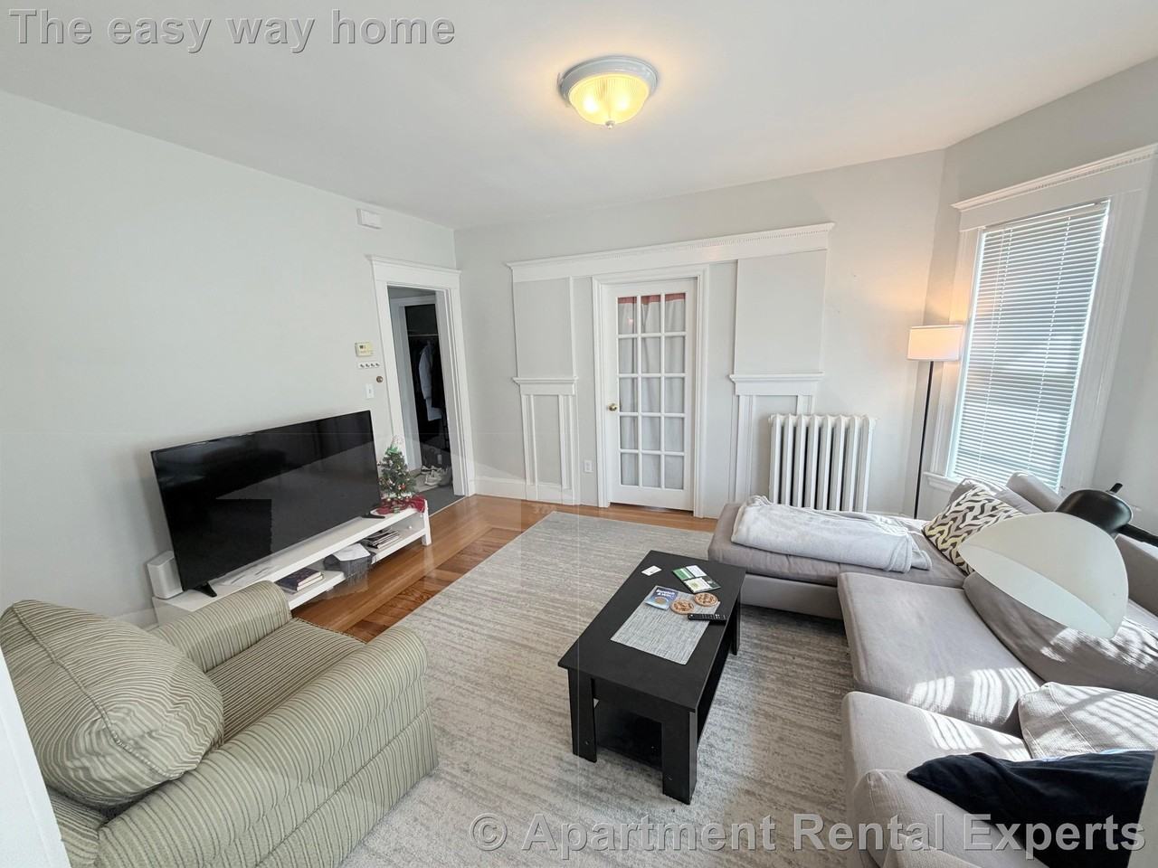 34 Leonard St #2 - Photo 5 of 19