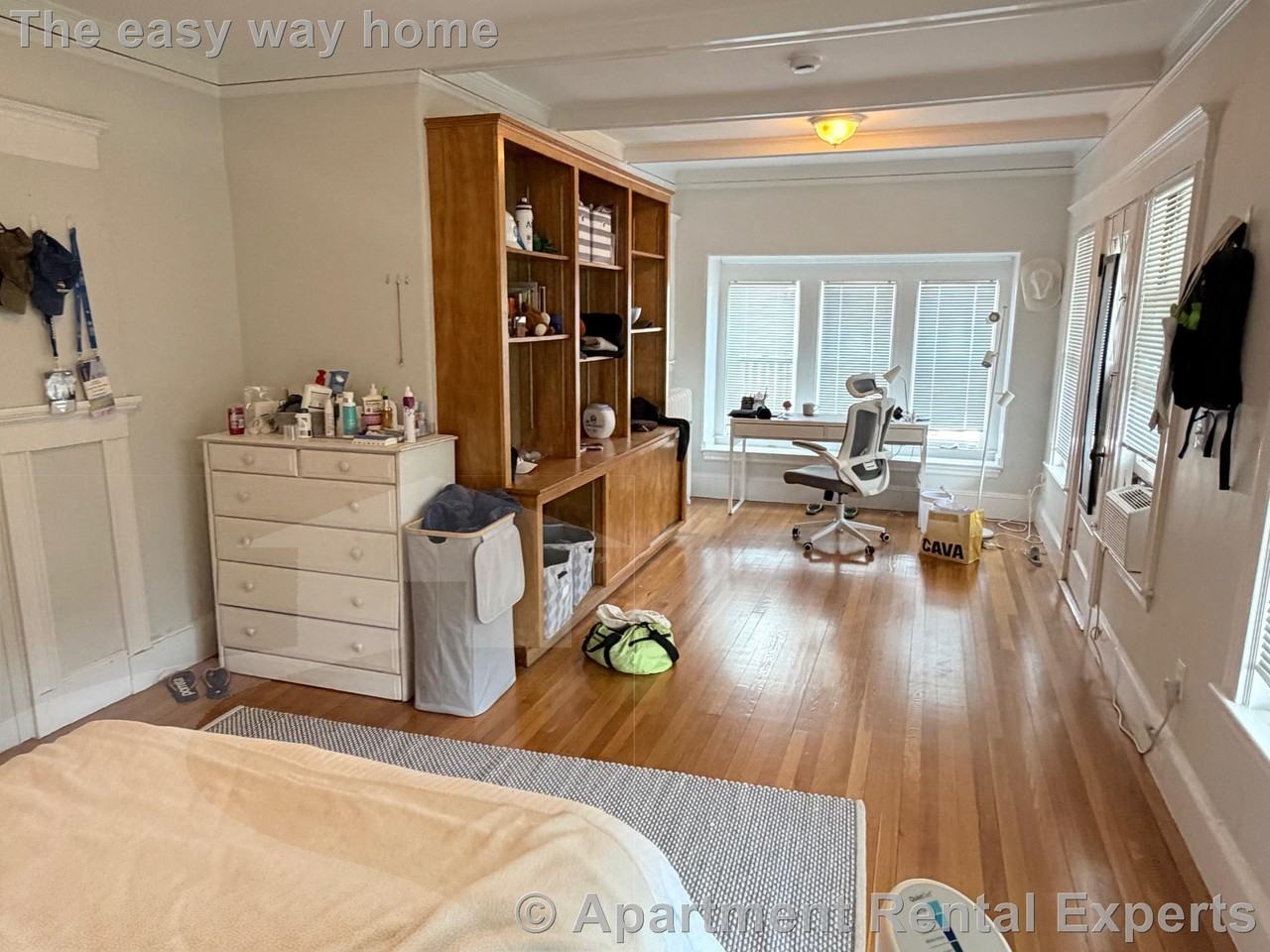 34 Leonard St #2 - Photo 7 of 19