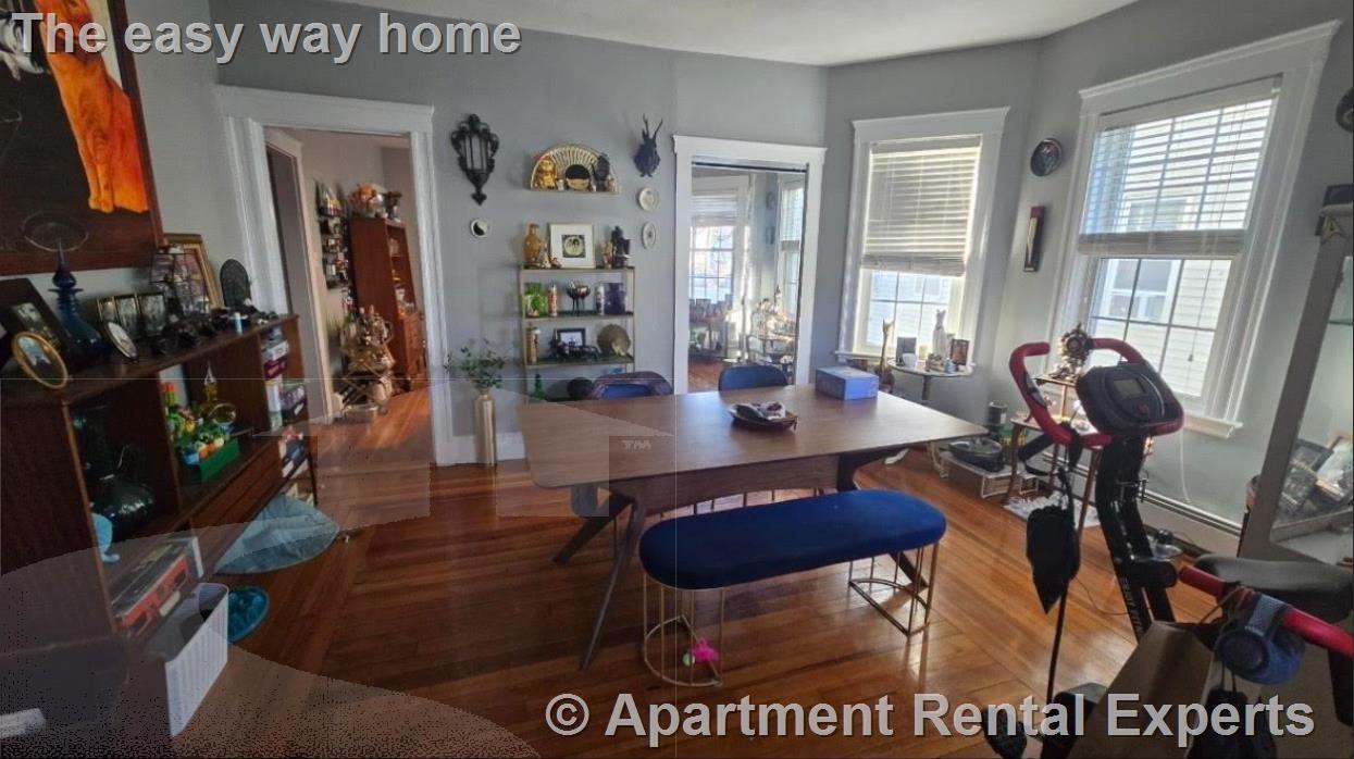 835 Fellsway - Photo 3 of 15