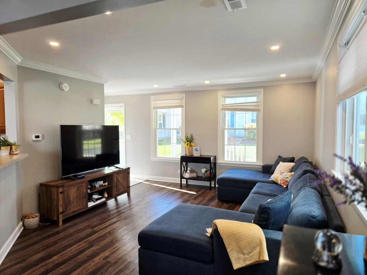 116 Presidential Blvd - Photo 2 of 18