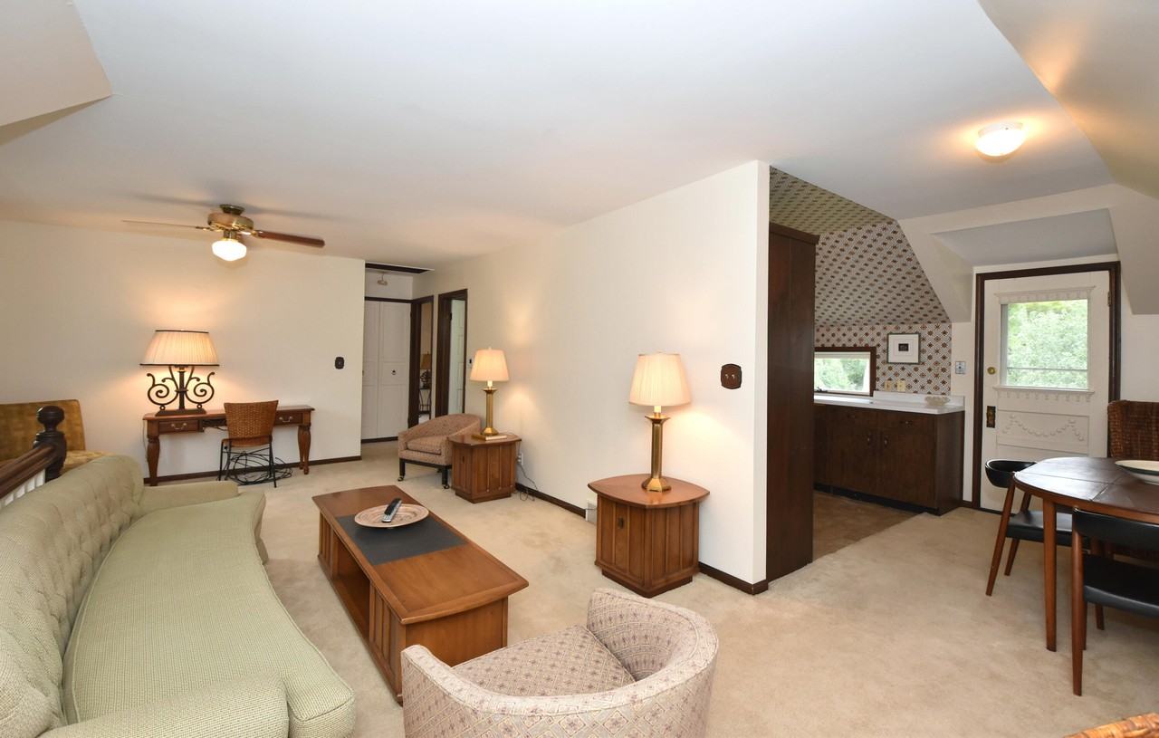 661 S Lake Shore Dr - Photo 6 of 28