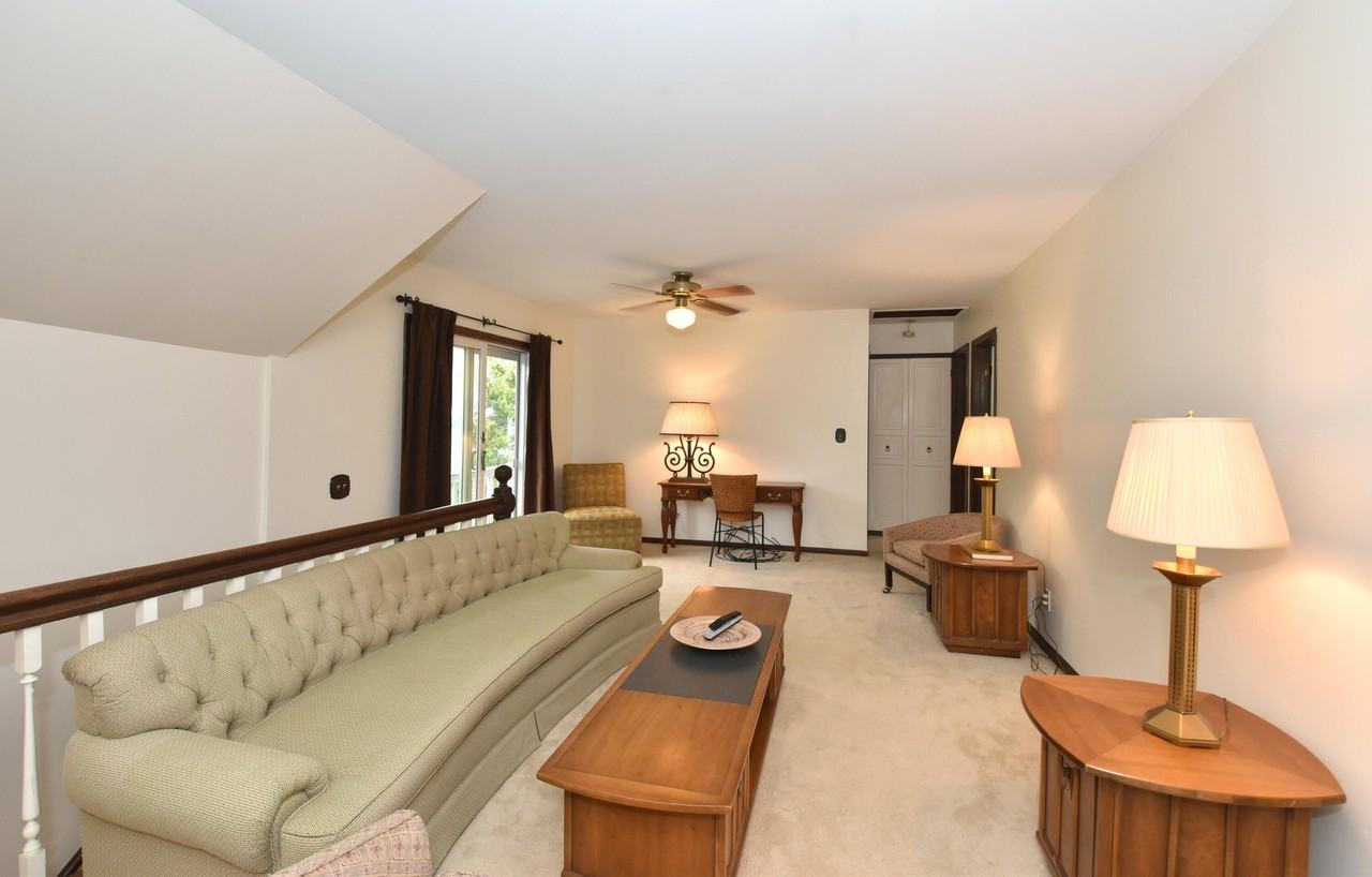 661 S Lake Shore Dr - Photo 7 of 28