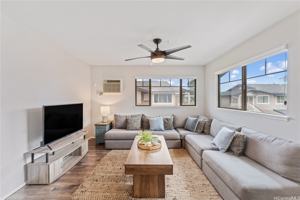 featured image of 91-1015 Kamaaha Ave