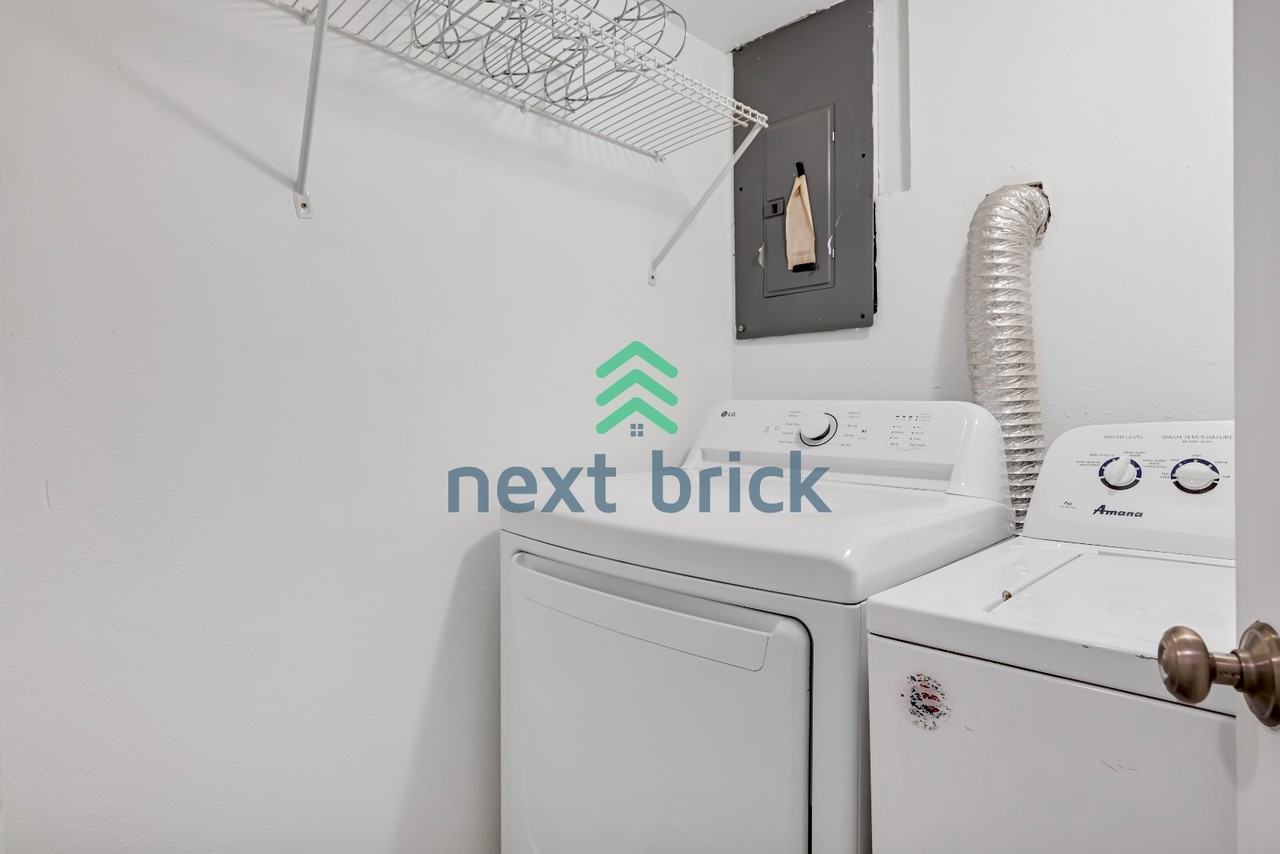 10616 Des Moines Memorial Dr S - Photo 4 of 10