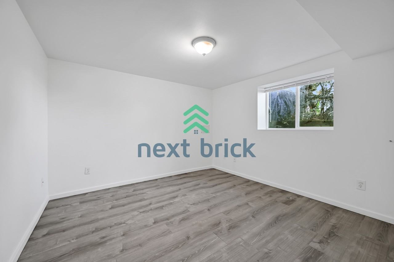 10616 Des Moines Memorial Dr S - Photo 7 of 10