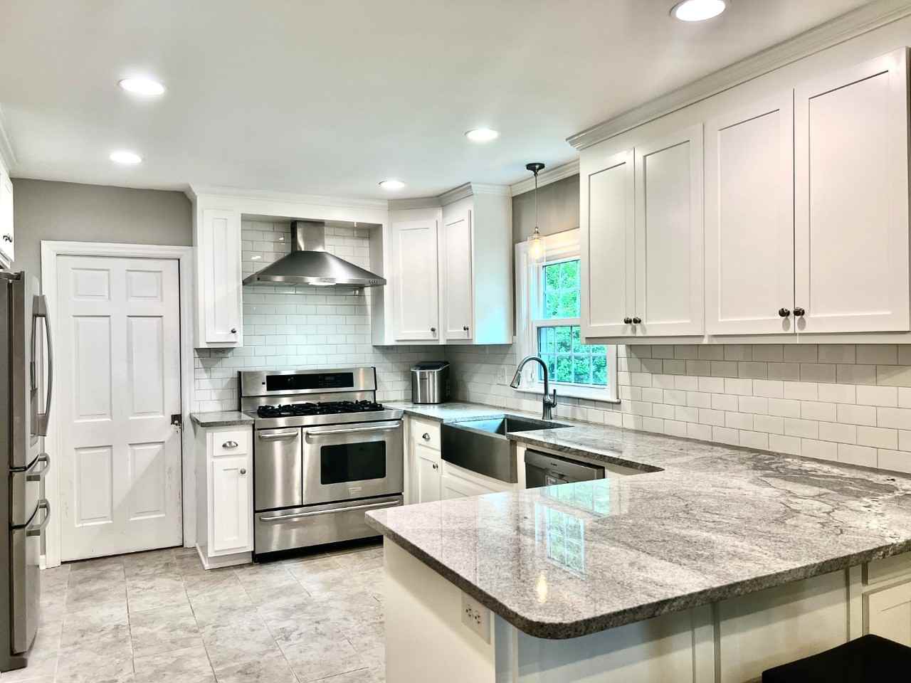 6840 Newhall Rd - Photo 3 of 29