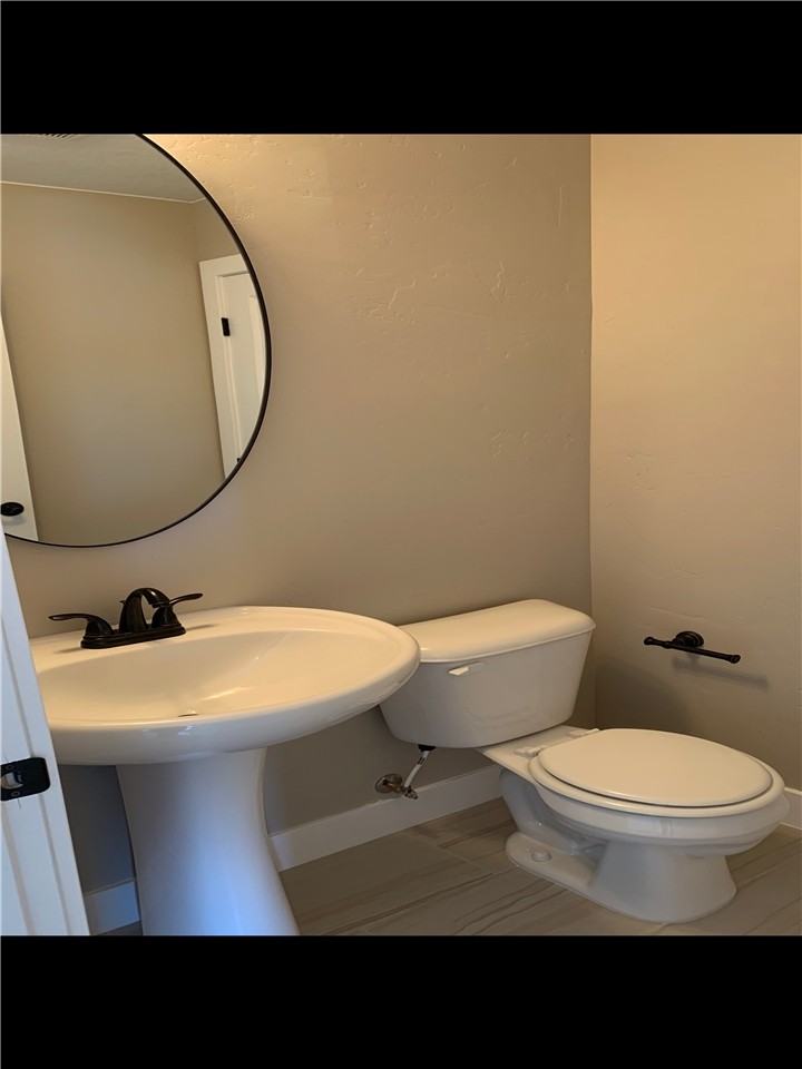 3239 Se #34 - Photo 4 of 17