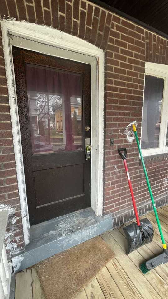 126 S Spring Ave #134 - Photo 2 of 33