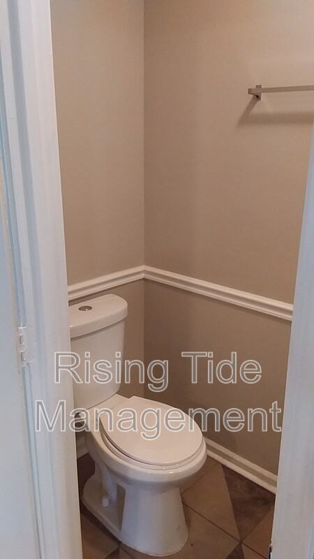 422 Buckingham Cir - Photo 7 of 11