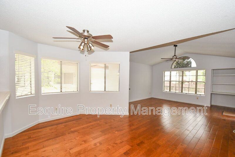 1115 Mission Verde Dr - Photo 2 of 19