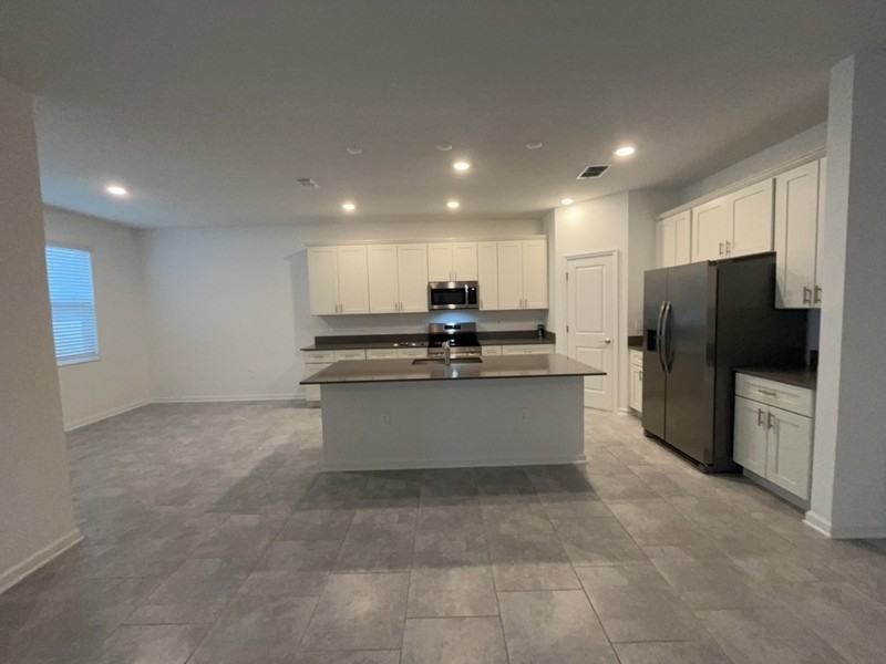 3132 Country Side Dr - Photo 4 of 50