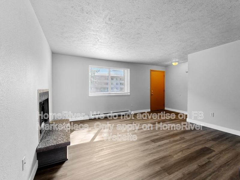 39 E Mayfair Ct #2 - Photo 4 of 18