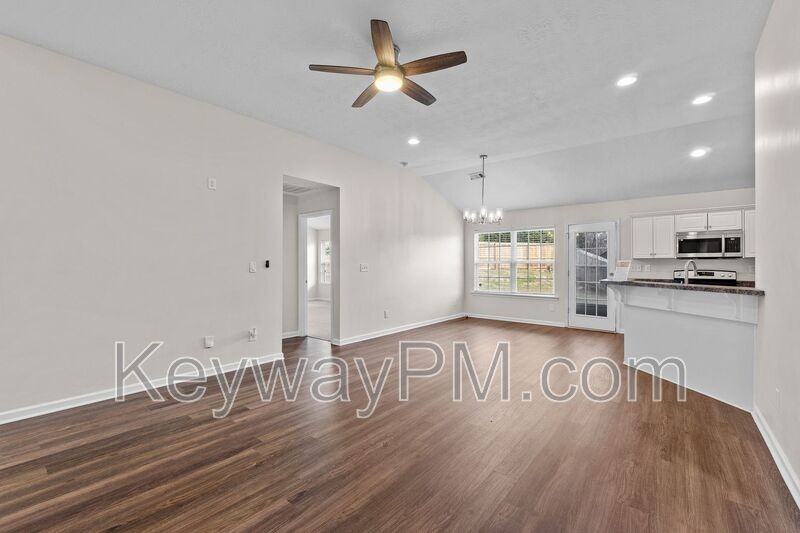 4060 Stone Pass Dr - Photo 5 of 26