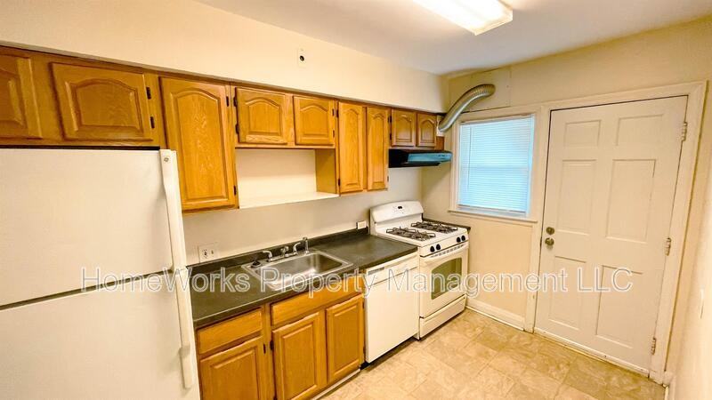 4012 Clarks Ln #4012CLA - Photo 6 of 30