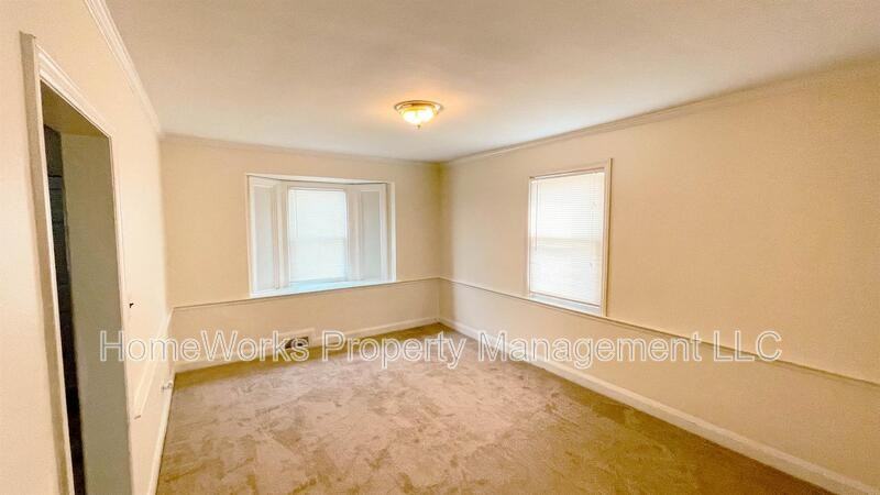 4012 Clarks Ln #4012CLA - Photo 7 of 30