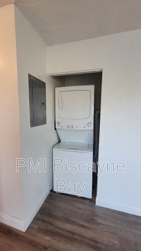 415 Nw 210th St #204-8 - Photo 6 of 15