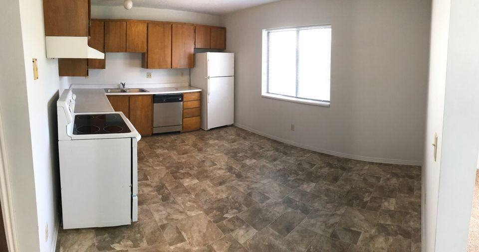 240 Bridger Dr #D - Photo 3 of 10