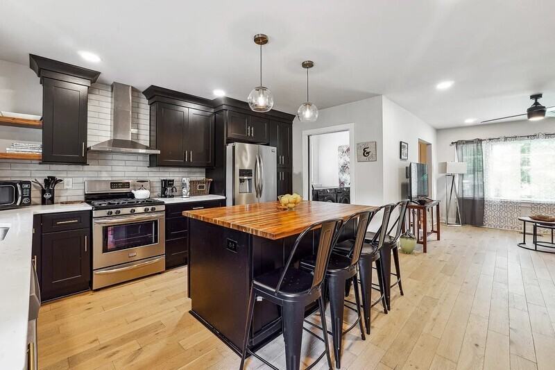 2450 Hillcrest Dr - Photo 6 of 15