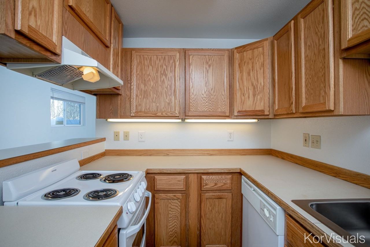 4004 E Steven Dr #1 - Photo 4 of 13