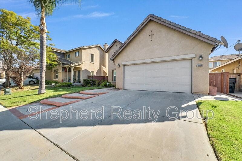 13332 Mimosa Ln - Photo 2 of 31