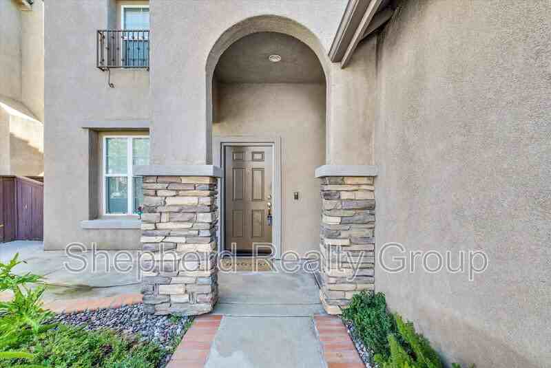 13332 Mimosa Ln - Photo 4 of 31