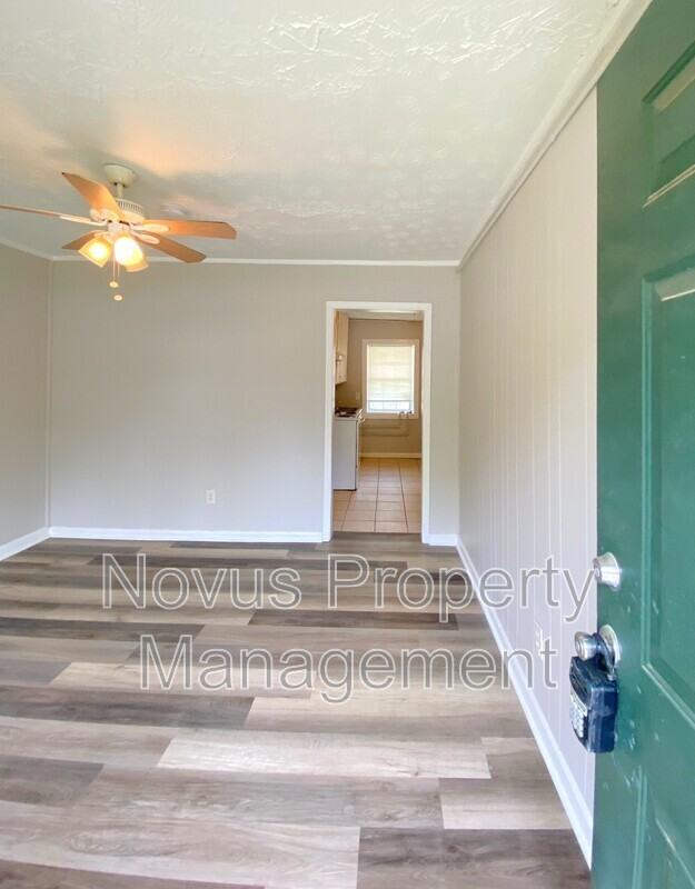 6501 Elsie St #3 - Photo 2 of 9